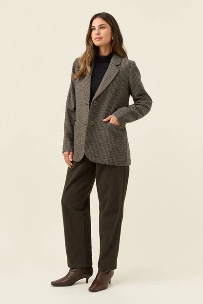 ISLE OF MINE - Cassidy Blazer - Charcoal