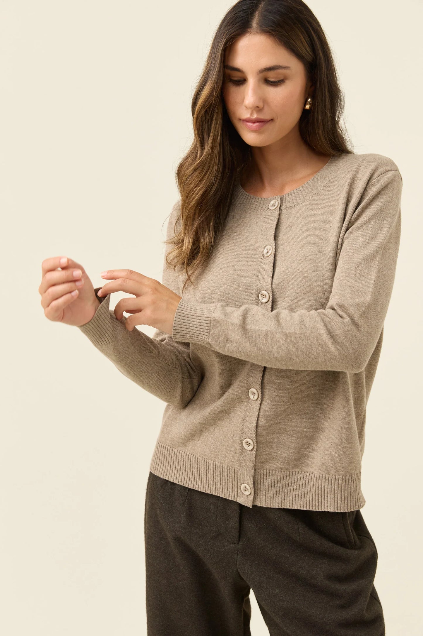 ISLE OF MINE - Darby Cardigan - Stone