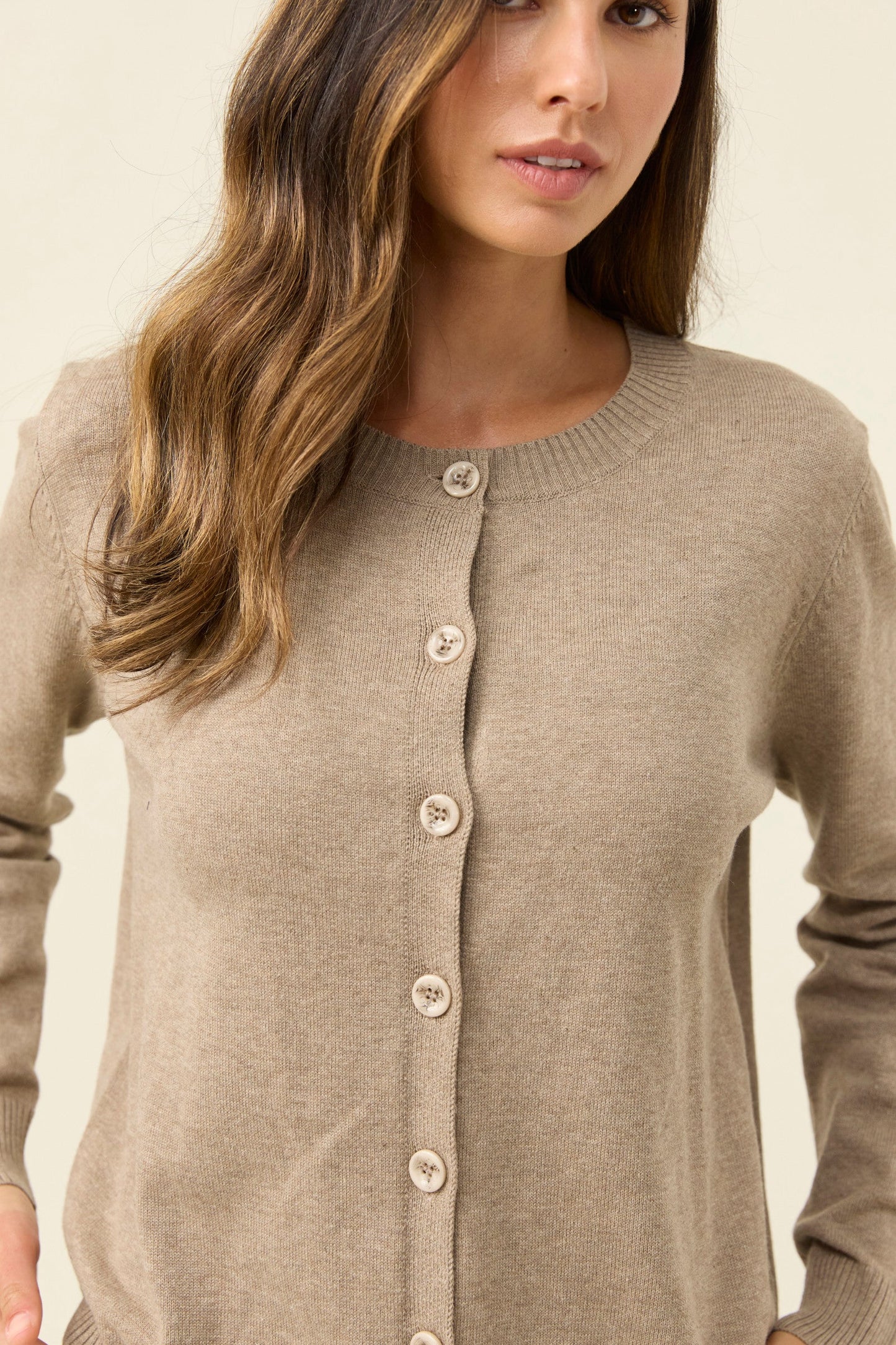 ISLE OF MINE - Darby Cardigan - Stone