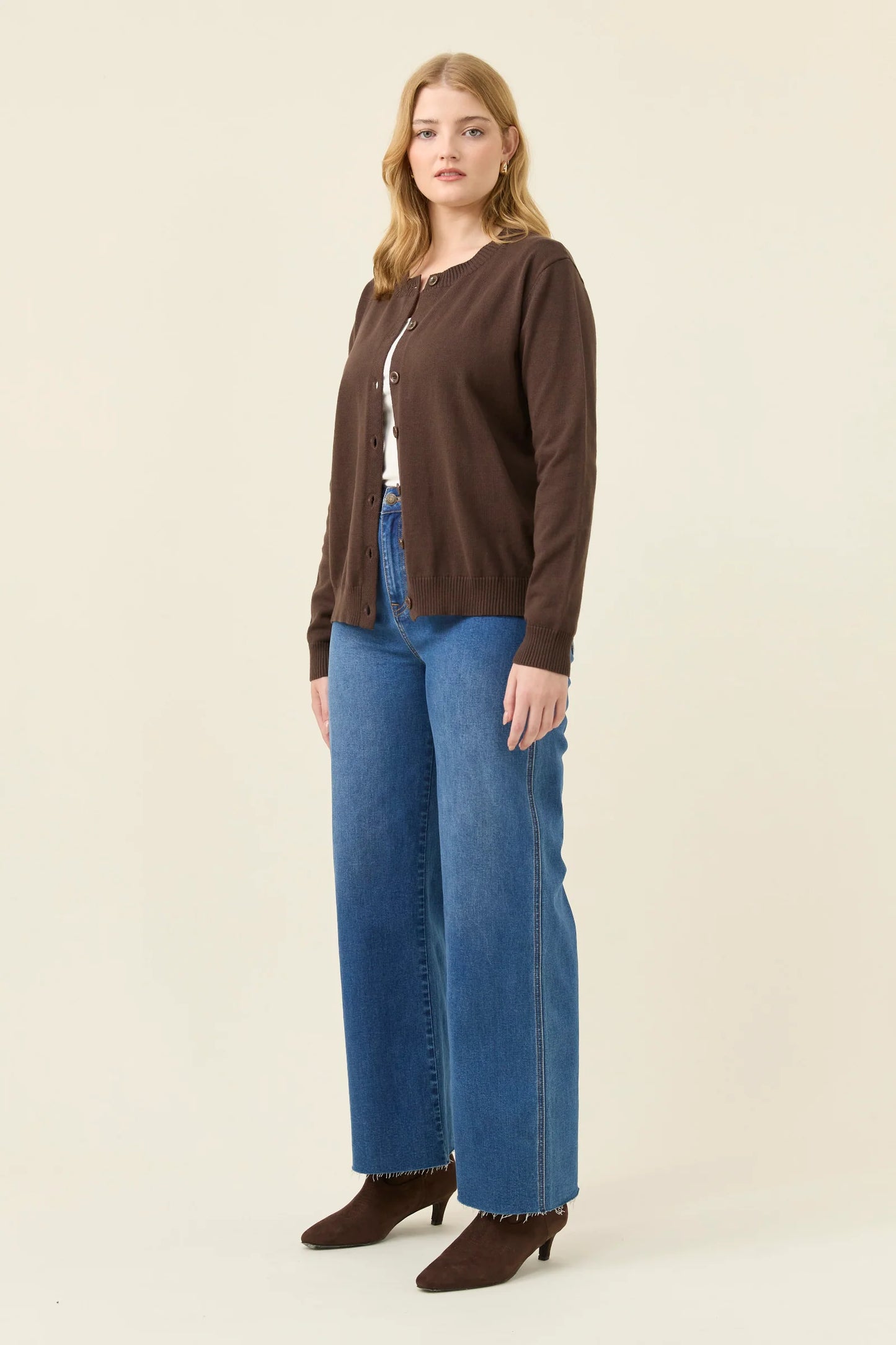 ISLE OF MINE - Darby Cardigan - Chocolate