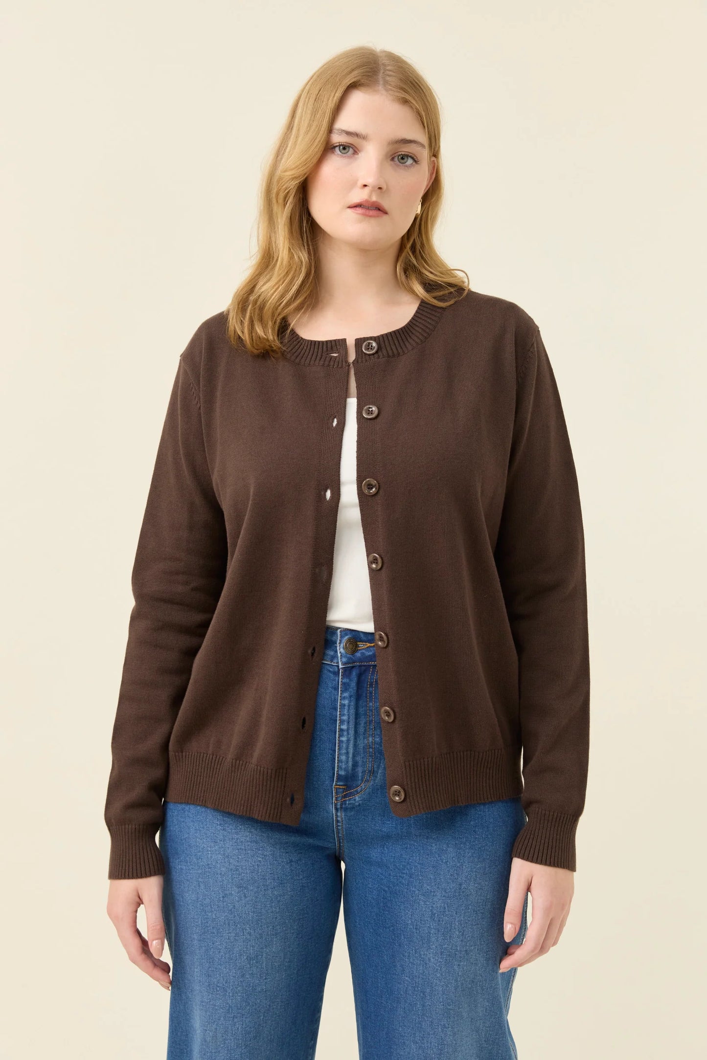 ISLE OF MINE - Darby Cardigan - Chocolate