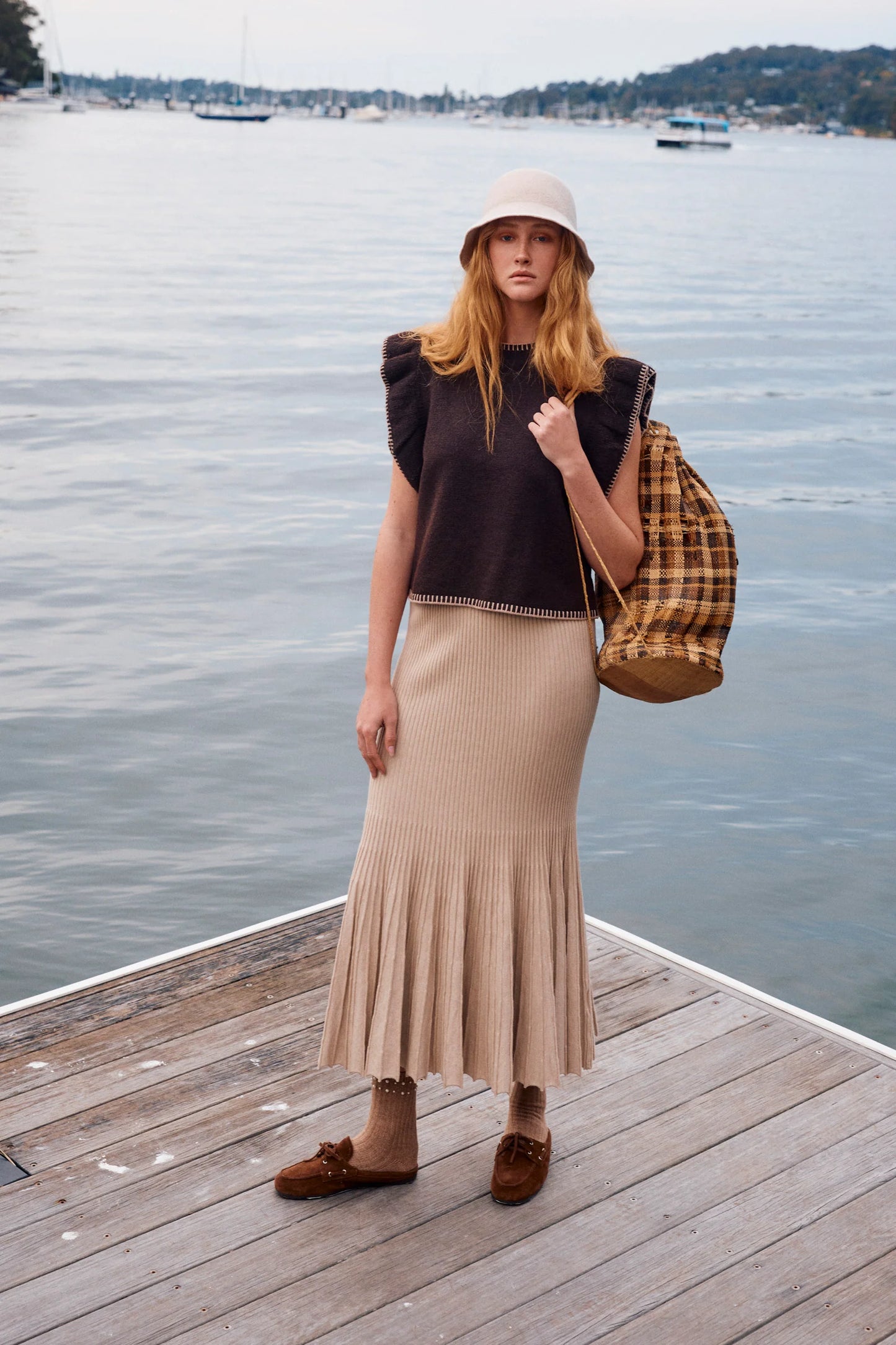 ISLE OF MINE - Athena Frill Knit Top - Chocolate