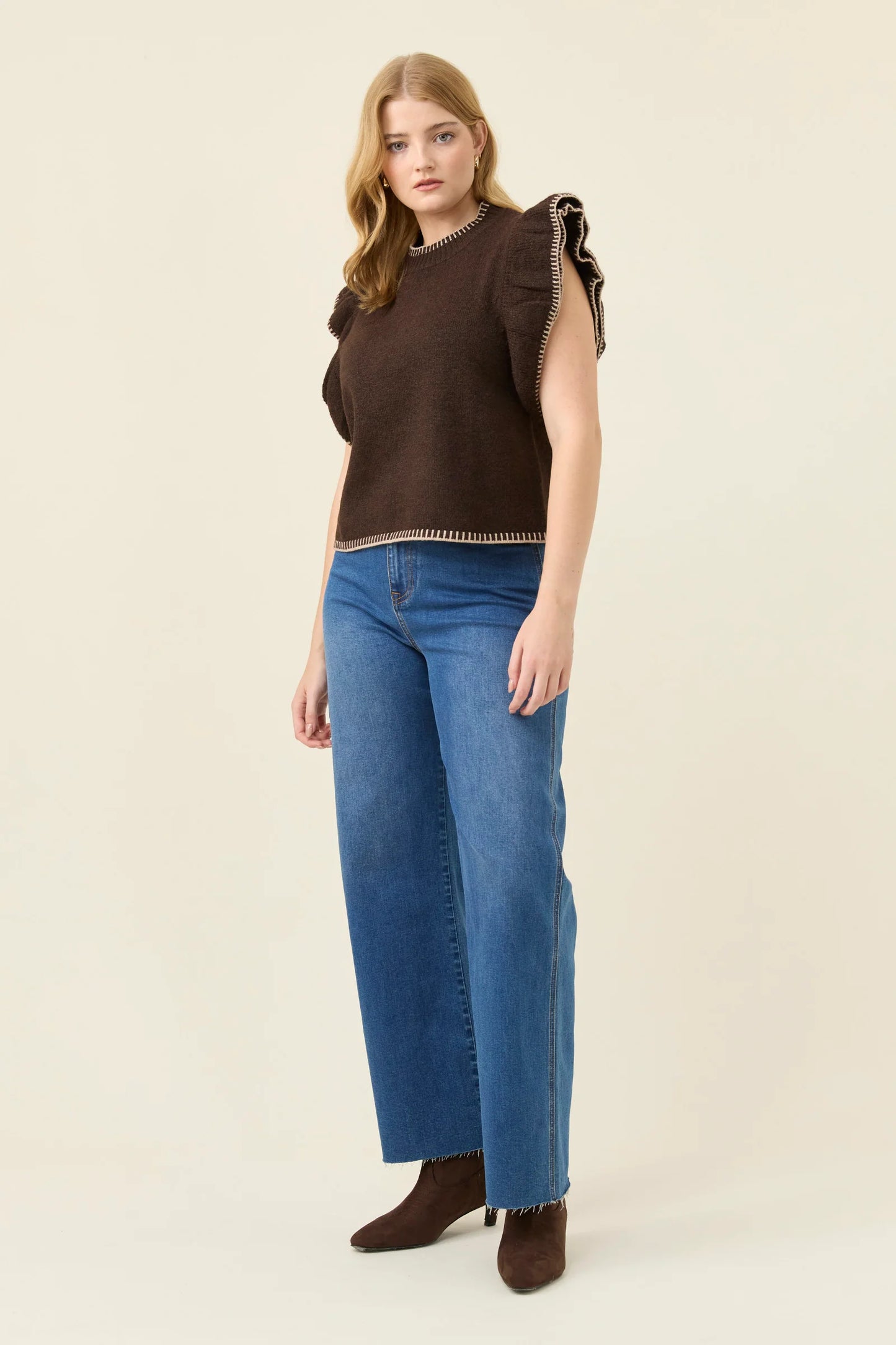 ISLE OF MINE - Athena Frill Knit Top - Chocolate