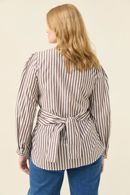 ISLE OF MINE - Quinn Wrap Shirt - Chocolate