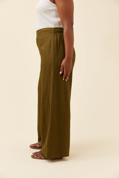 ISLE OF MINE - Anita Pant - Olive