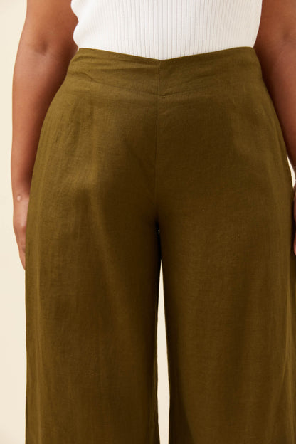 ISLE OF MINE - Anita Pant - Olive