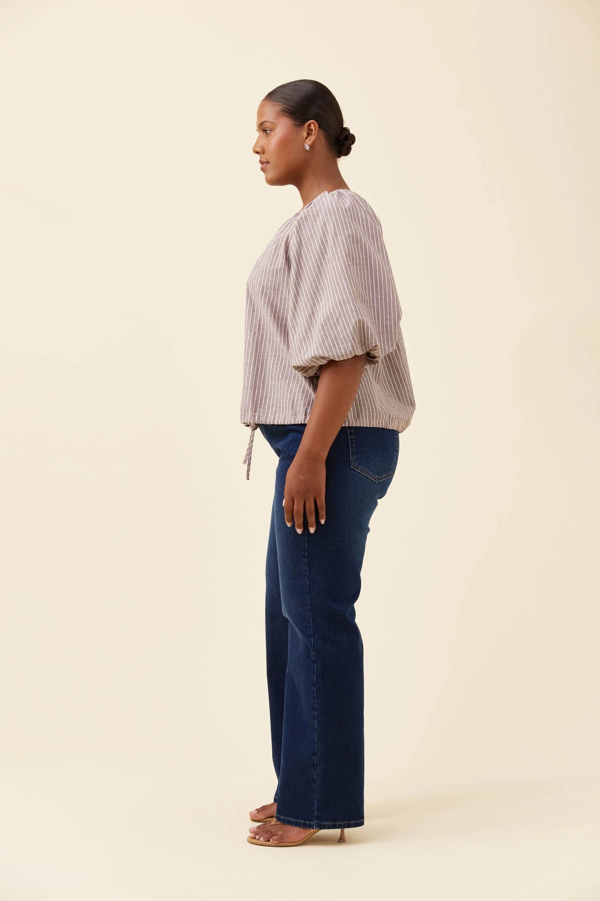 ISLE OF MINE - Lyndell Drawstring Top - Taupe
