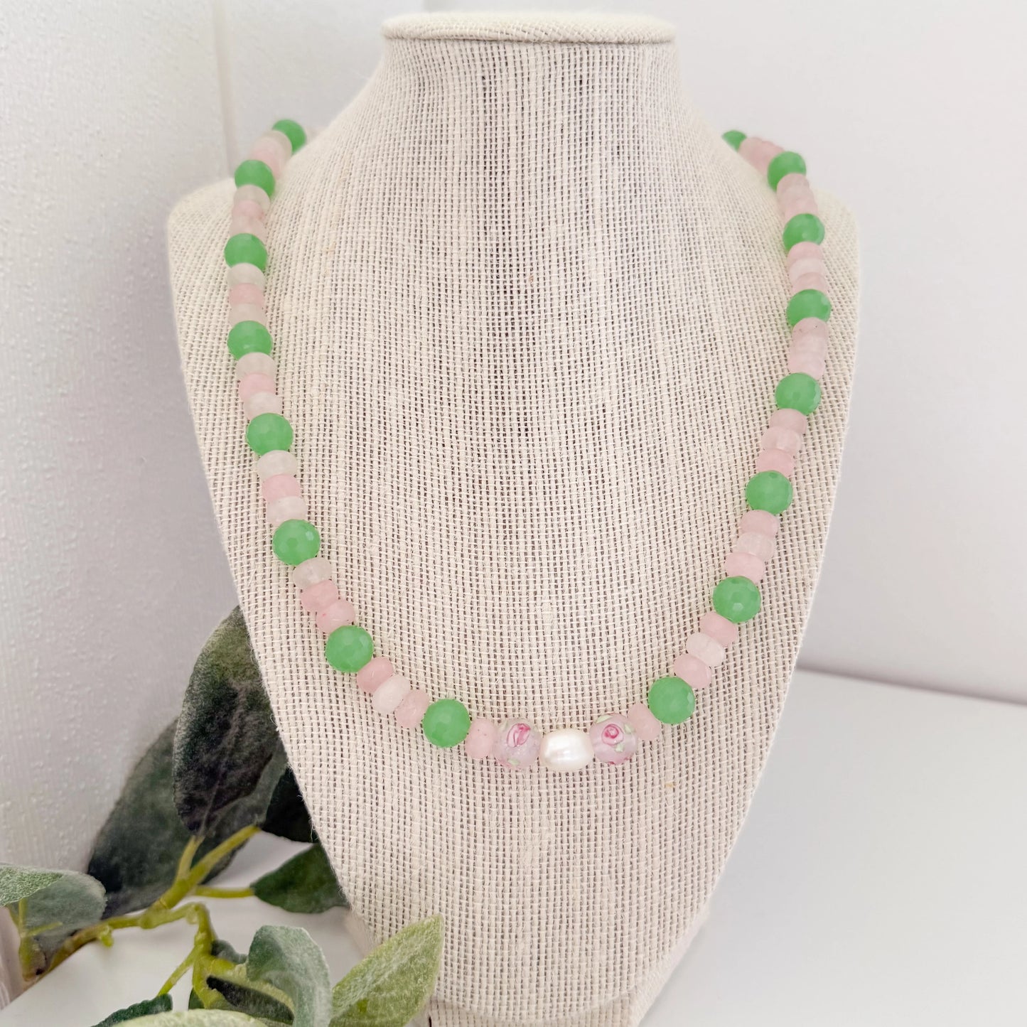 CLAY GOSSIP - Pastel Pink & Green Beaded Necklace