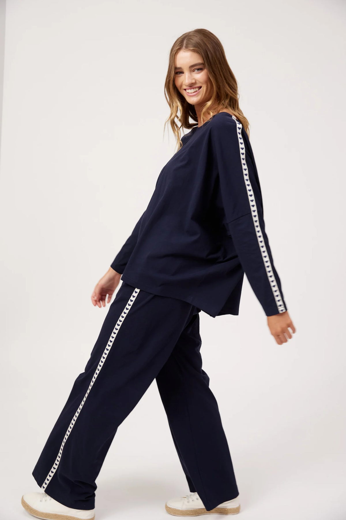 HAVEN - Elba heart Long Sleeve Tshirt - ONE SIZE
