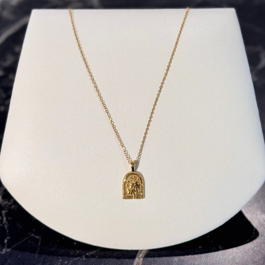 Palm Pendant Necklace