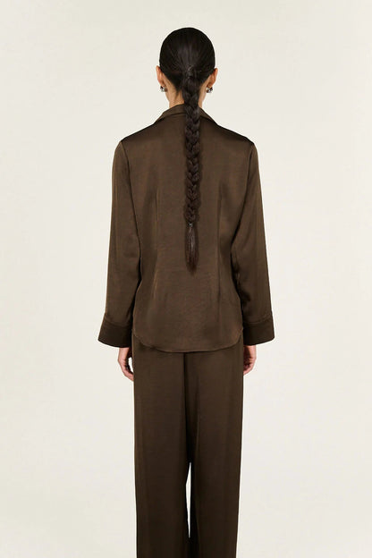 STAPLE THE LABEL - Solace Satin Shirt - Chocolate