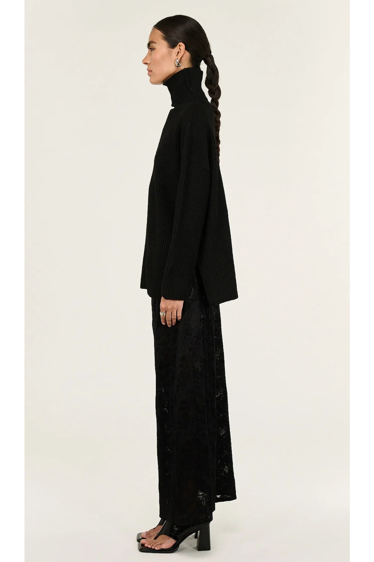 STAPLE THE LABEL - Sabine Roll Neck Jumper - Black