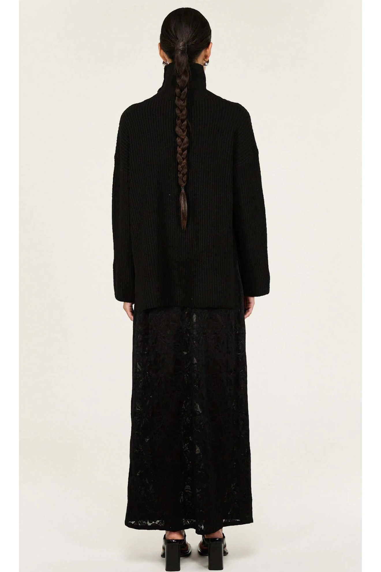 STAPLE THE LABEL - Sabine Roll Neck Jumper - Black