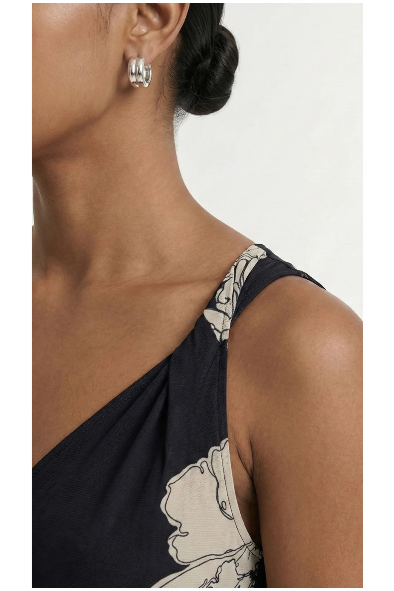 STAPLE THE LABEL - Veda Mesh Midi Dress - Black/Floral