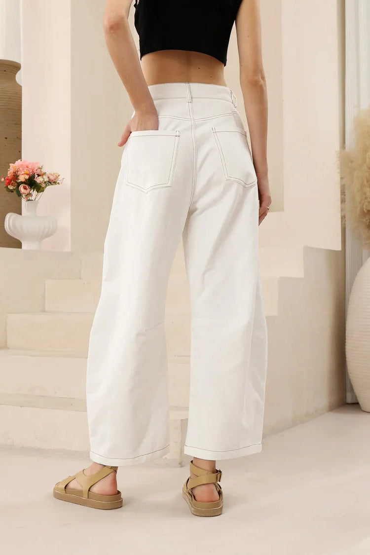 Mia Barrel Leg Jeans - White