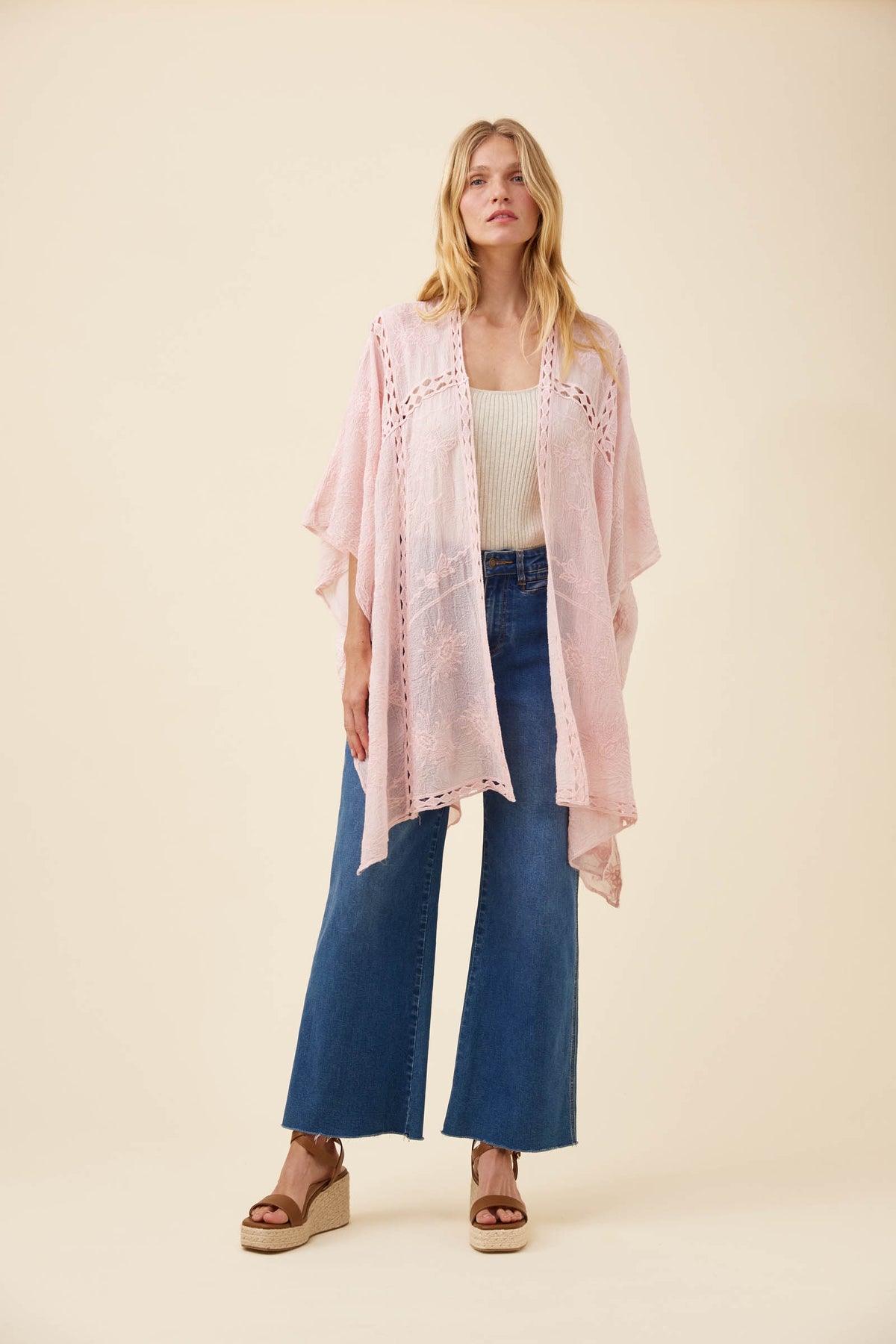 ISLE OF MINE - Elodie Cape - Light Pink